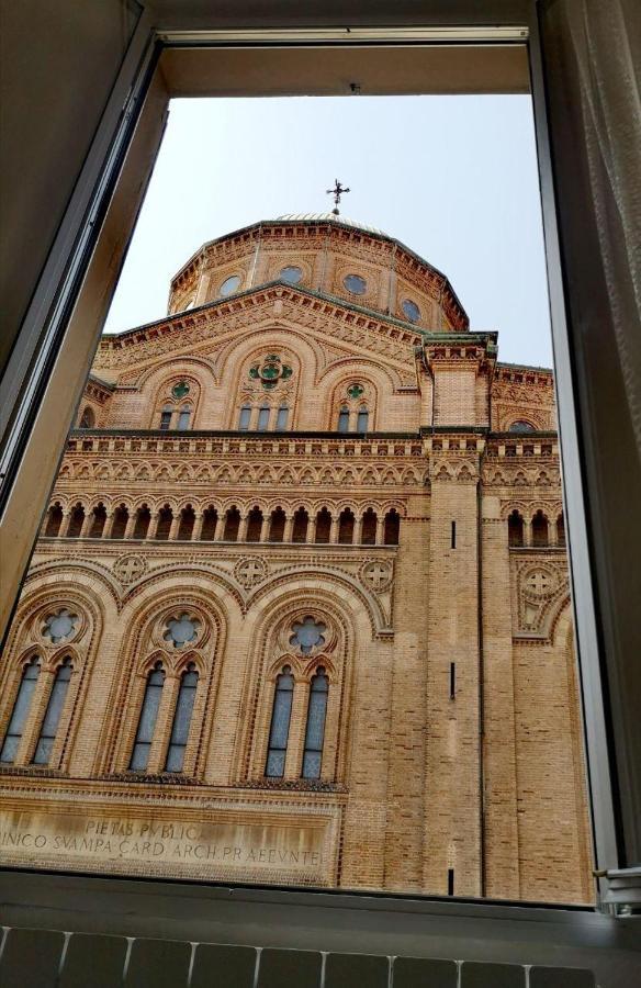 Camera E Bagno Privato A 3 Minuti Dalla Stazione Bolonia Zewnętrze zdjęcie